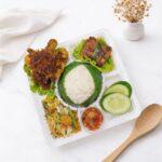 Mona Nasi Ayam Goreng Lengkuas
